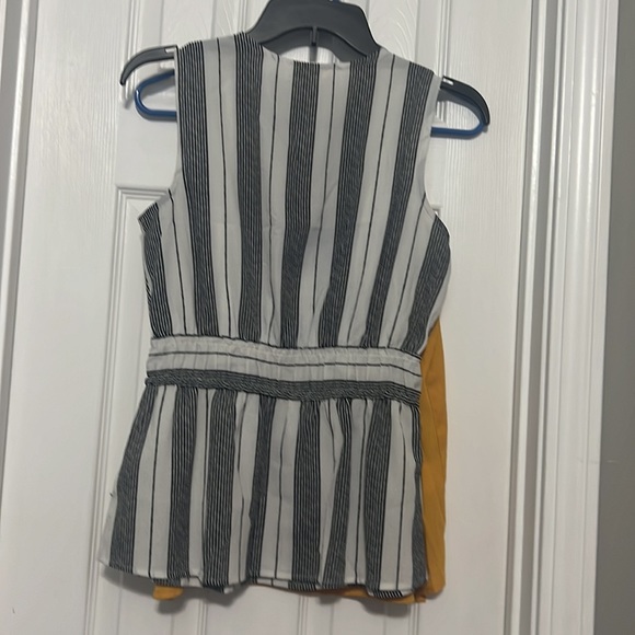 Sold - Picture 3 of 3